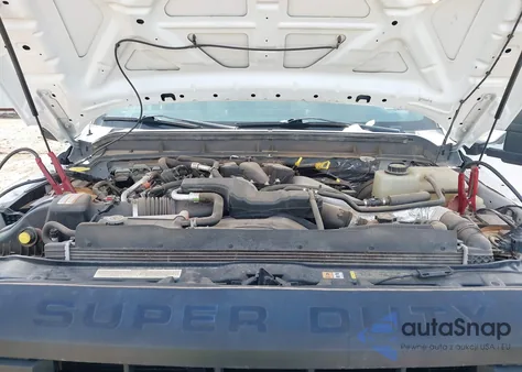 2014 Ford F-250 Xl z USA, uszkodzony, nr VIN 1FT7X2AT5EEB06842